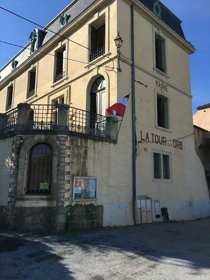 多马内的布劳森住宿加早餐旅馆 La Tour-sur-Orb 外观 照片